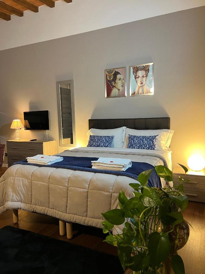 Domus San Martino GuestHouse Plaisance Extérieur photo